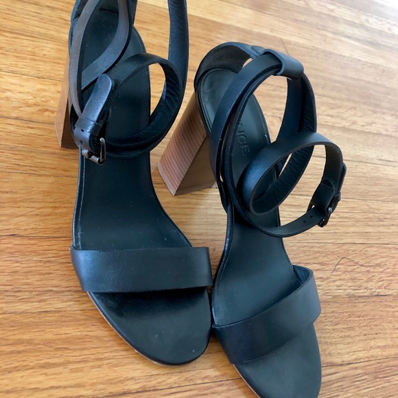 Vince. Black Leather and Wood Stacked Heels - Picture 3 of 5